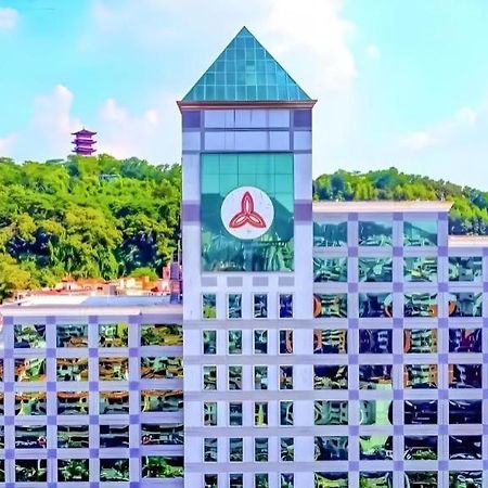 Fenggang Gladden Hotel Tiantangwei Extérieur photo